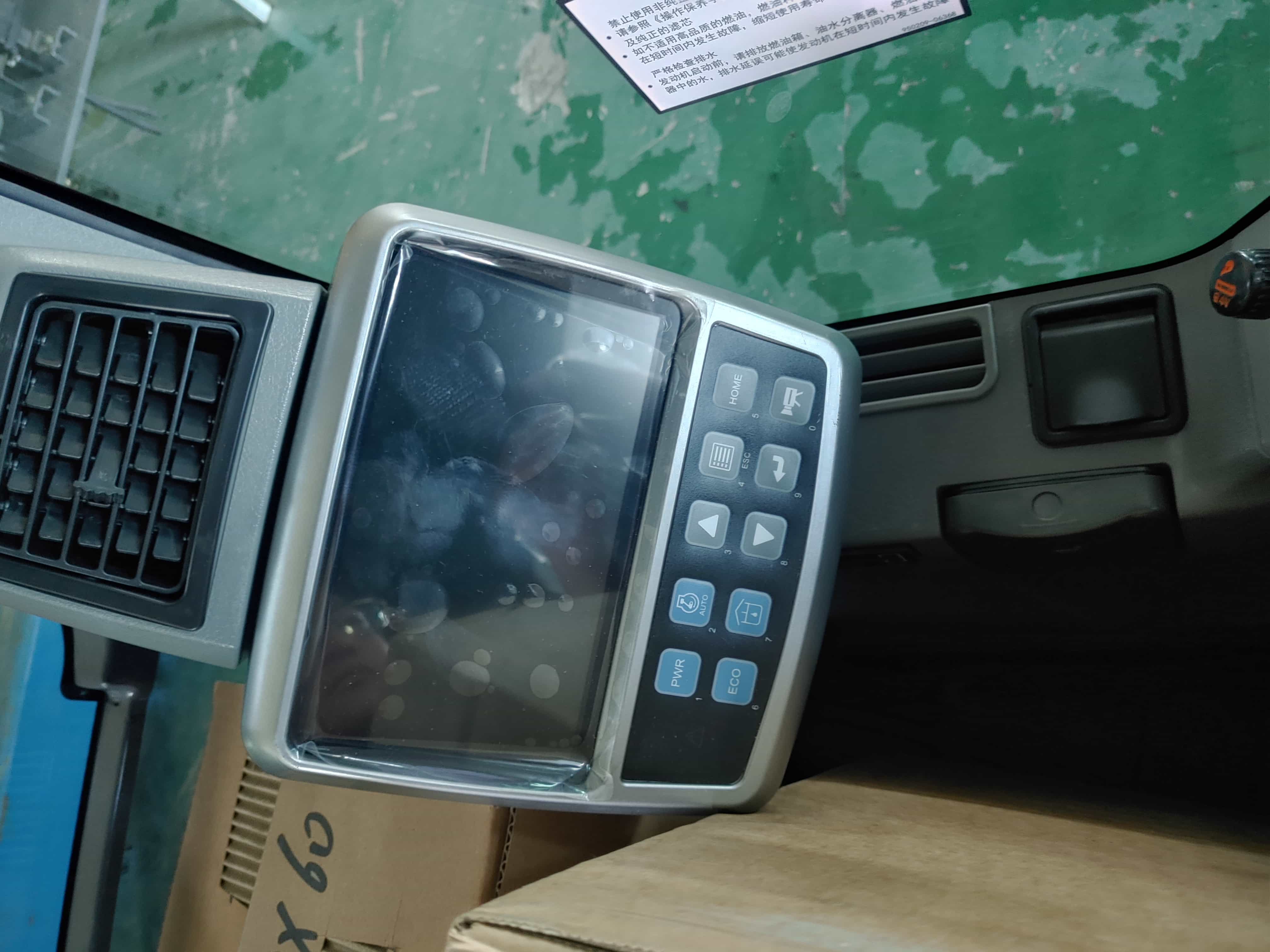 Doosan DH225LCA Cab Interior