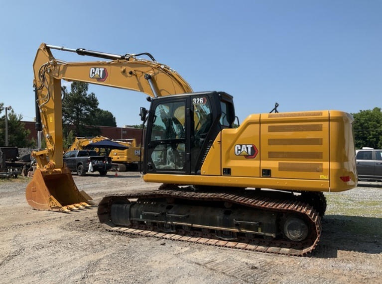 Caterpillar 326 Excavator Front View