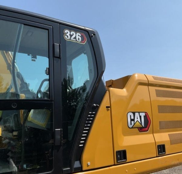 CAT-326-4