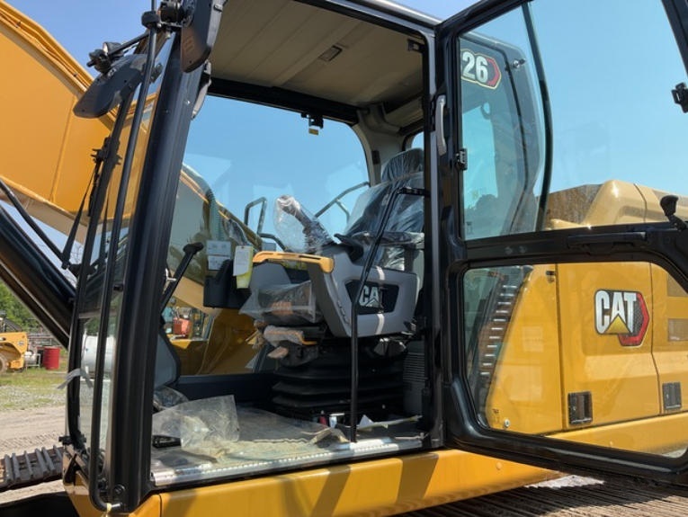 Caterpillar 326 Excavator Operator Cab