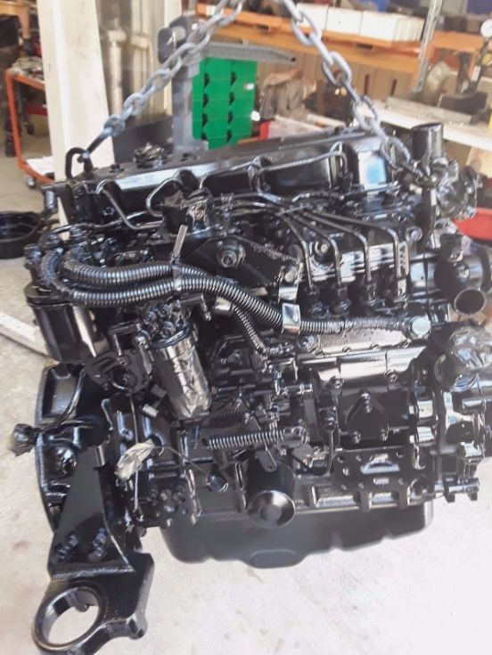 Komatsu 4D84 Engine Front View