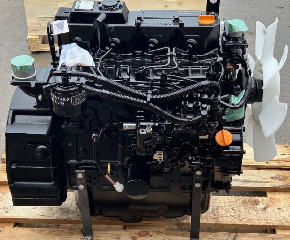 Yanmar 4TNV98 Engine Front View