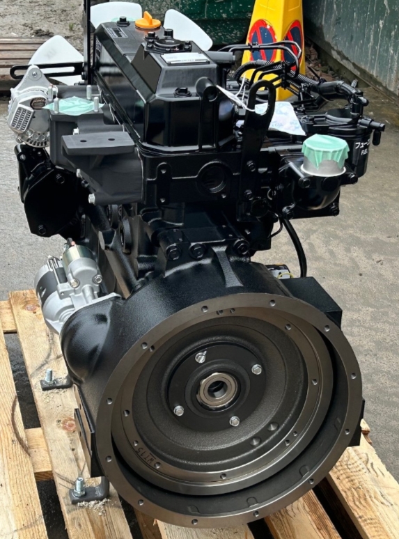 Yanmar 4TNV98 Engine Side View