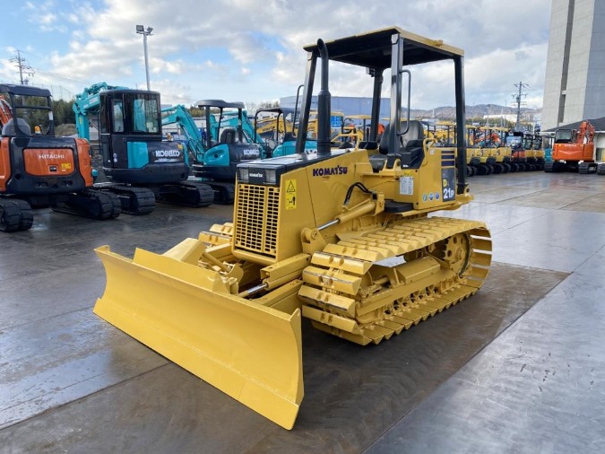 Komatsu D21 Bulldozer Front View